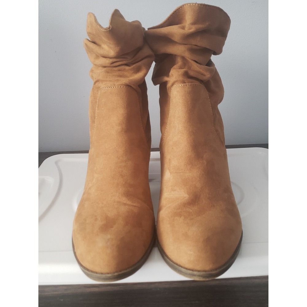 Rocket Dog Womans Calf height Suede Boots 9.5